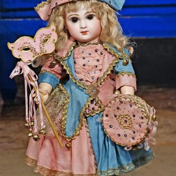 Комедия Дель Арте, женские маски