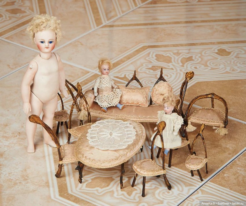 Самые необычные материалы для кукольной мебели