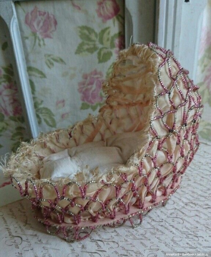 Самые необычные материалы для кукольной мебели