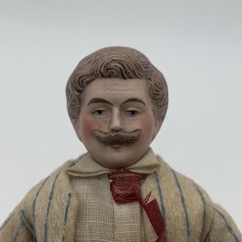 Мужчины "усачи" для кукольного домика