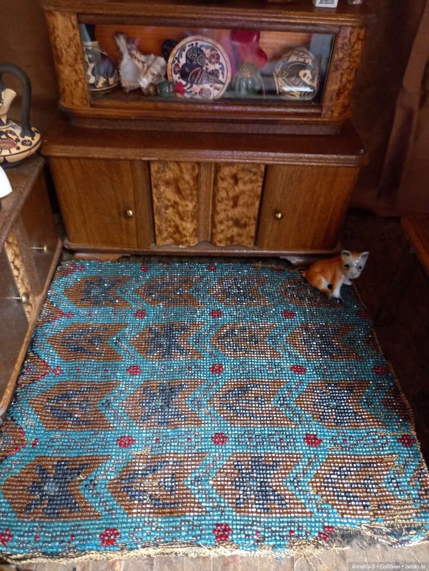 Ковры в кукольных антикварных домиках | Бэйбики Ковры в кукольных антикварных домиках (фото 2)