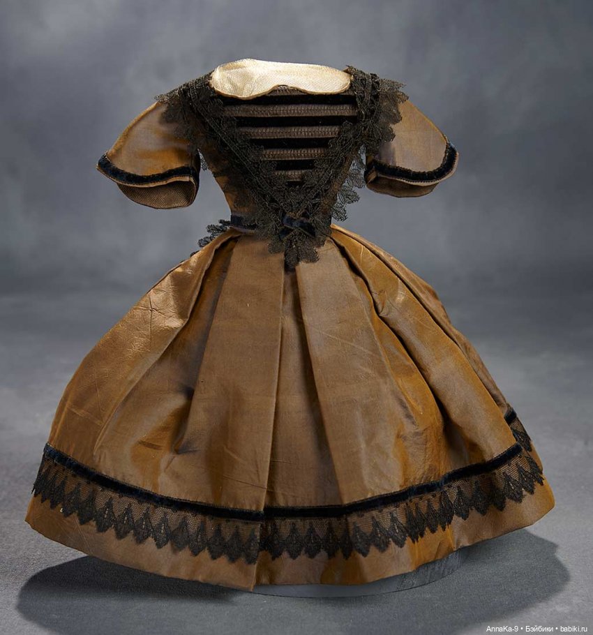 Сложный выбор | Бэйбики Сложный выбор — Антикварные куклы Mignonette (Миньонетта): карманные