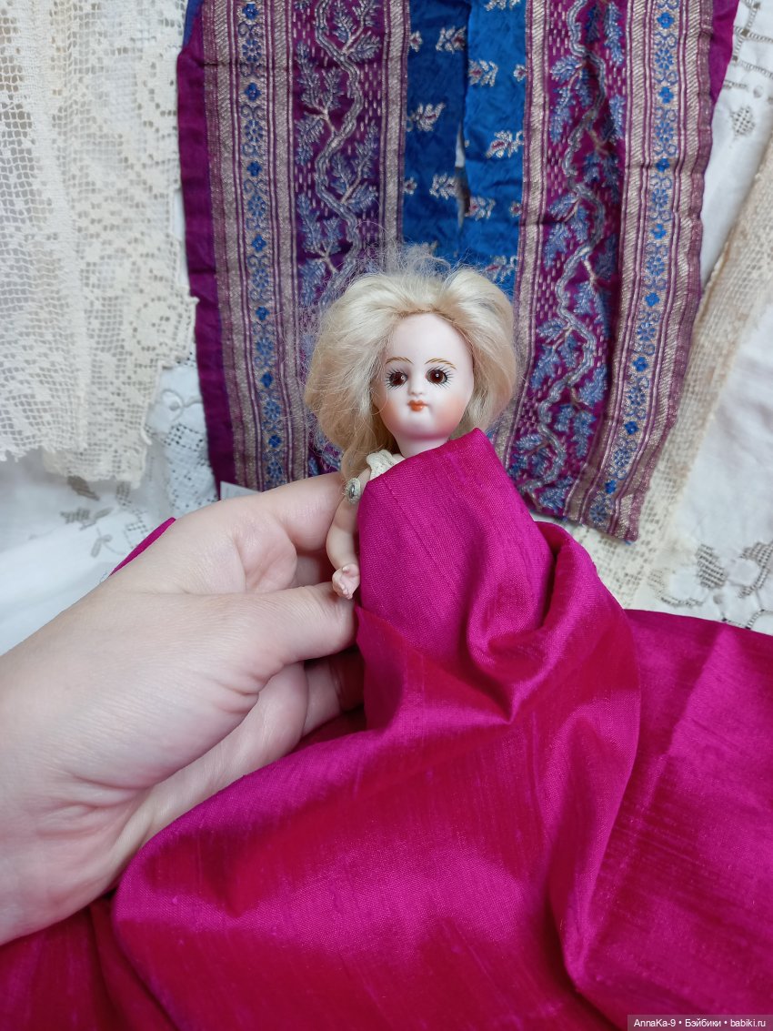 Сложный выбор | Бэйбики Сложный выбор — Антикварные куклы Mignonette (Миньонетта): карманные (фото 7)