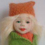 Кукла войлочная