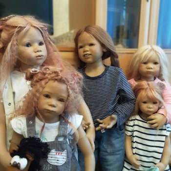 Пока взрослые на работе