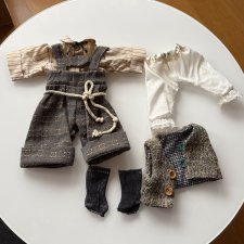 Одежда для фарфоровой куклы