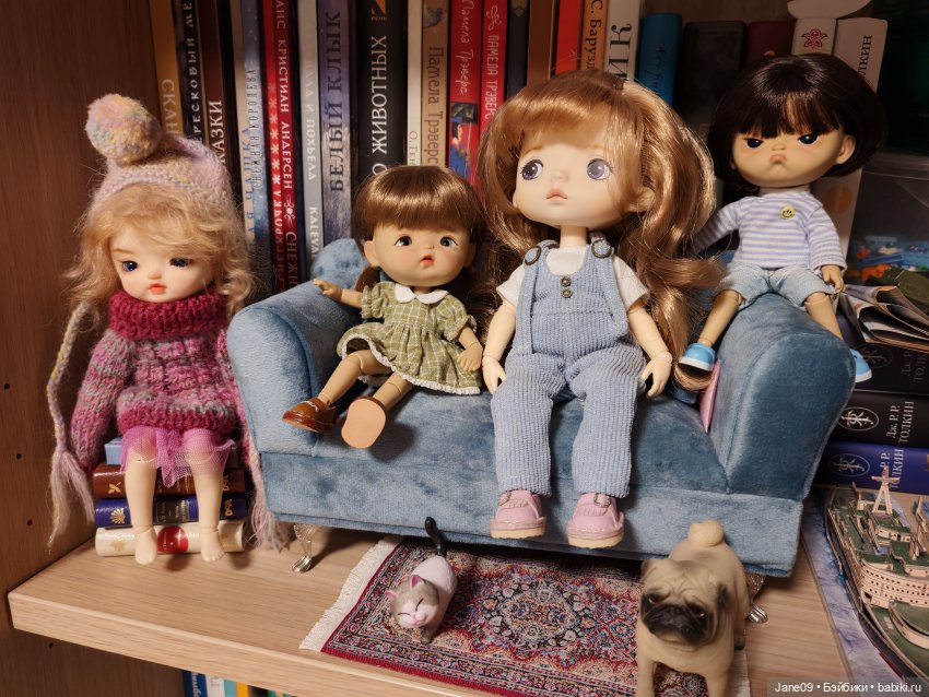 Те, кто не поместился — Коллекции игровых кукол (Playline): фото полок