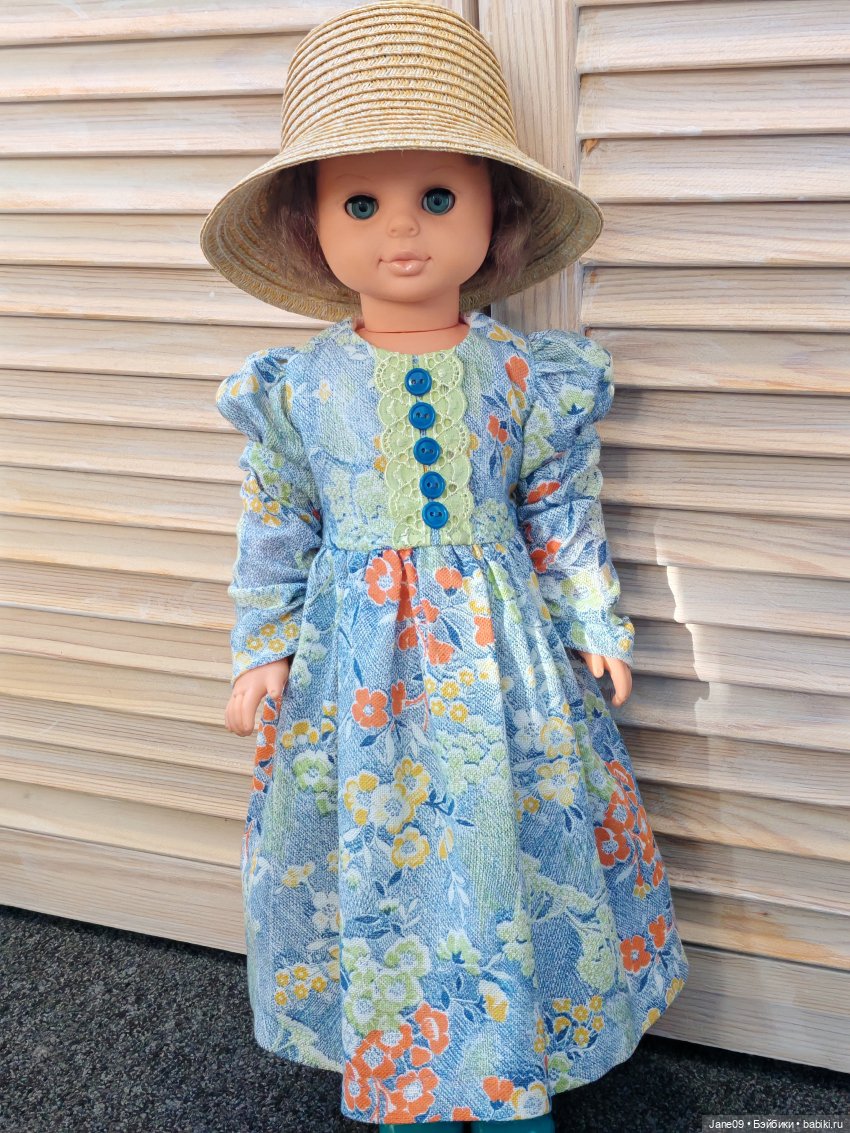 Шкафчик — Коллекции игровых кукол (Playline): фото полок (фото 9)