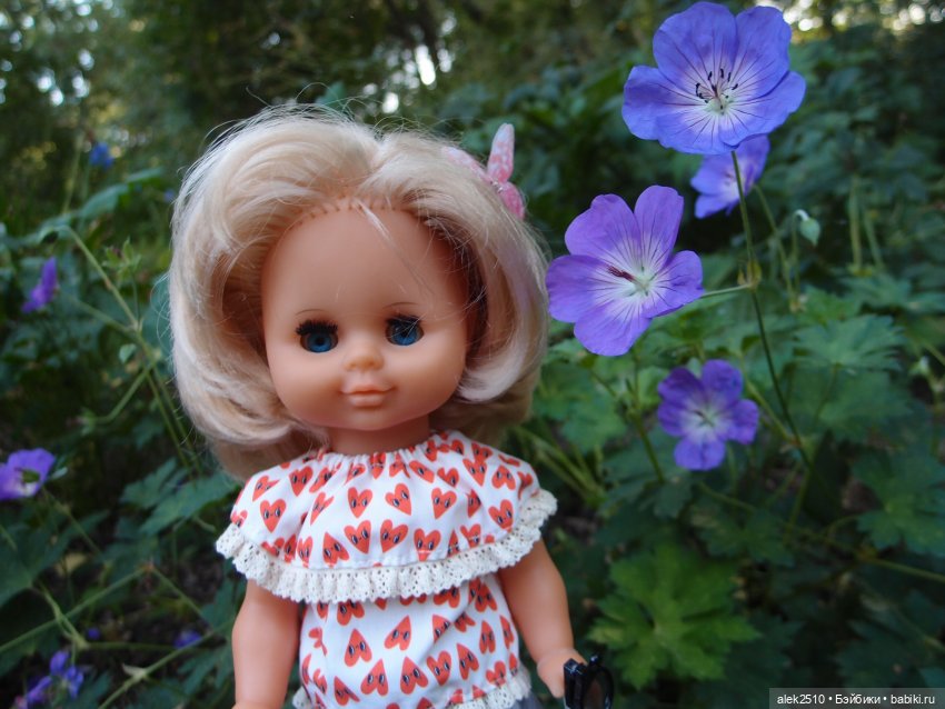 Цветочная прогулка Pluti и Oberlind