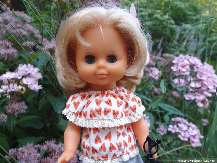 Цветочная прогулка Pluti и Oberlind