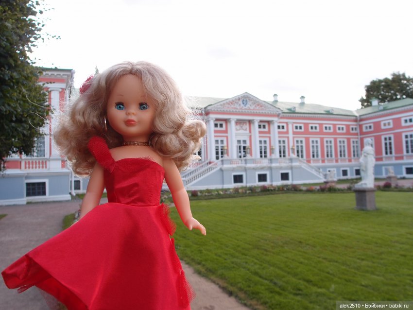 Nancy Famosa и платья DeAGOSTINI