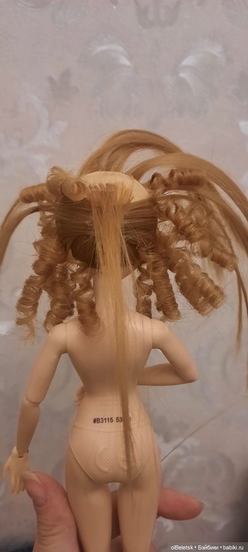 Анна Австрийская. Прическа (фото 4)