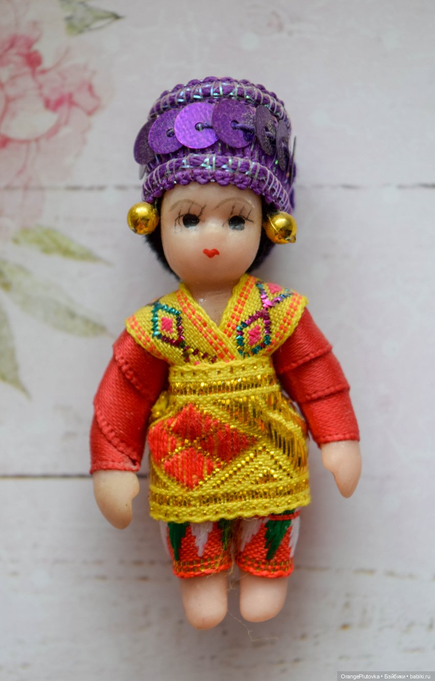 🇹🇷 Турция (фарфоровая малышка в национальном костюме)