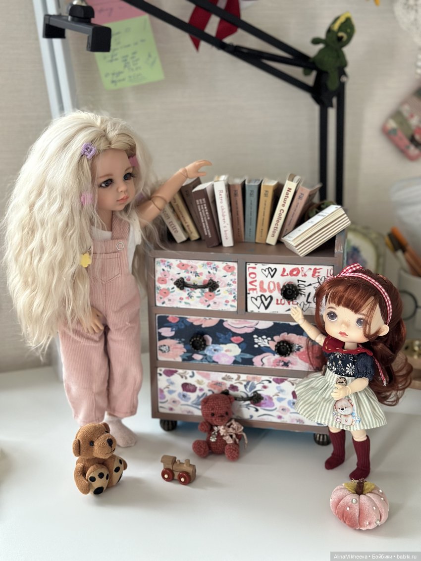 "Классика" подъехала 🧐 Вот ведь задали на лето читать 😅 (фото 3)