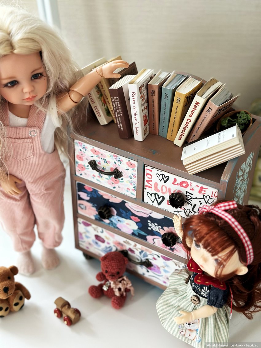 "Классика" подъехала 🧐 Вот ведь задали на лето читать 😅 (фото 4)