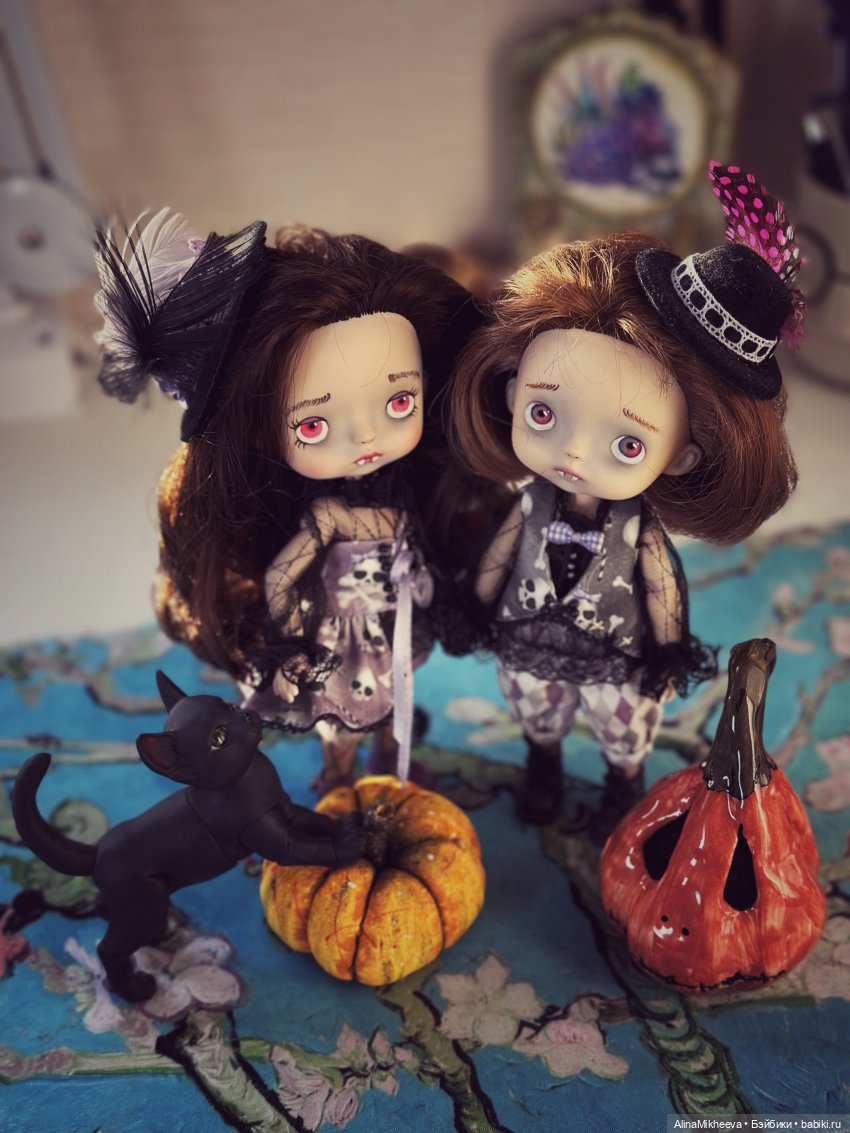 Хэллоуинский привет от Бэллы и Эдди :) (фото 4)
