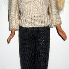 Бежевый свитер. Перевод