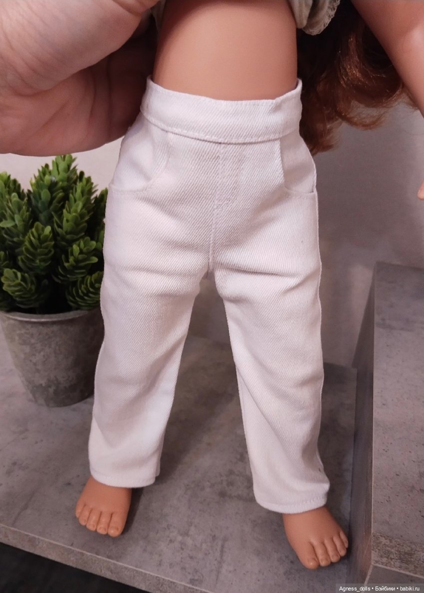 Джинсы: одна модель, десятки воплощений (фото 2)