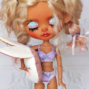 Просто красивое белье. Просто для услады глаз :)