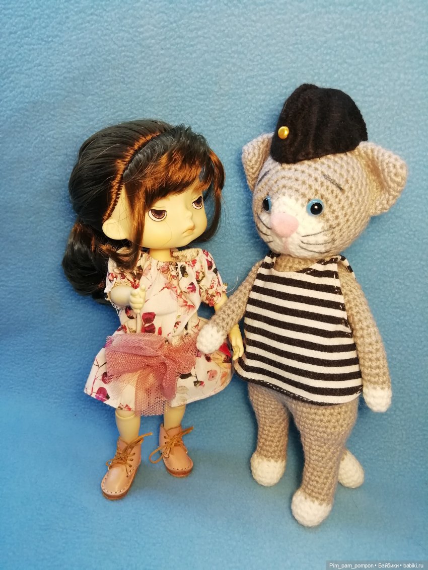 Кого девушки любят больше, морячков или котиков (фото 4)