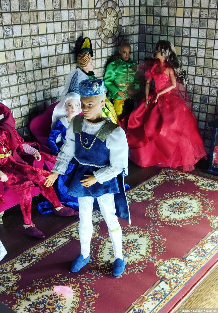 Новогодняя сказка — Новогодняя телепрограмма: праздничный концерт и шоу кукол