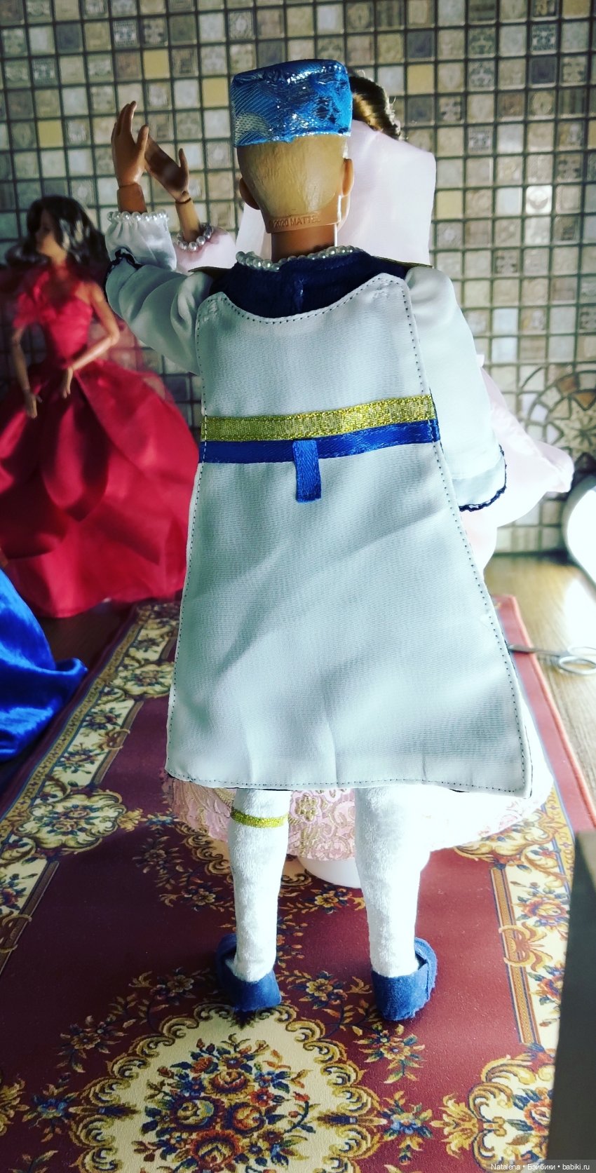 Новогодняя сказка — Новогодняя телепрограмма: праздничный концерт и шоу кукол