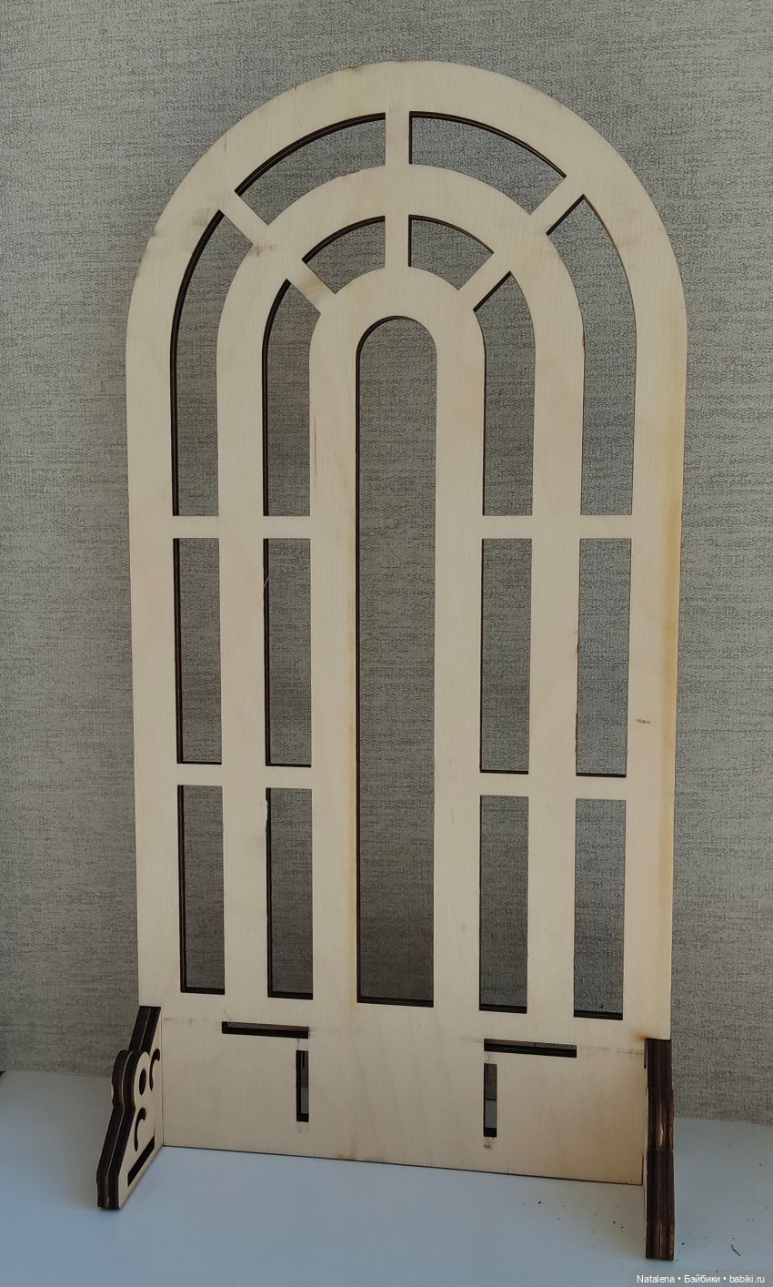 Полка из фикспрайса в качестве ширмы или двери для кукольного домика (фото 5)