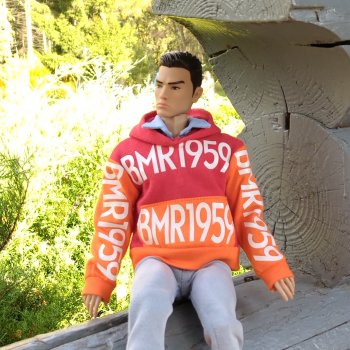 Живет такой парень