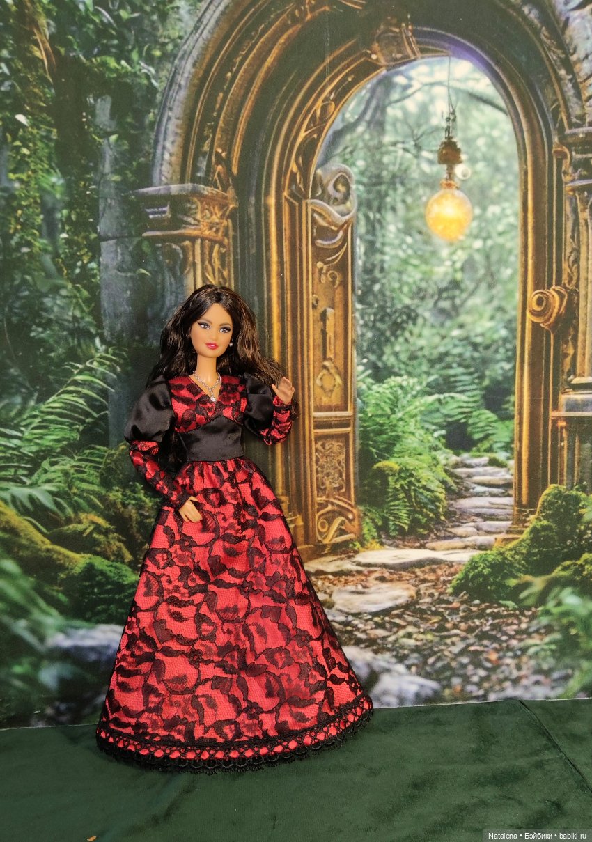 Приехала новенькая девочка