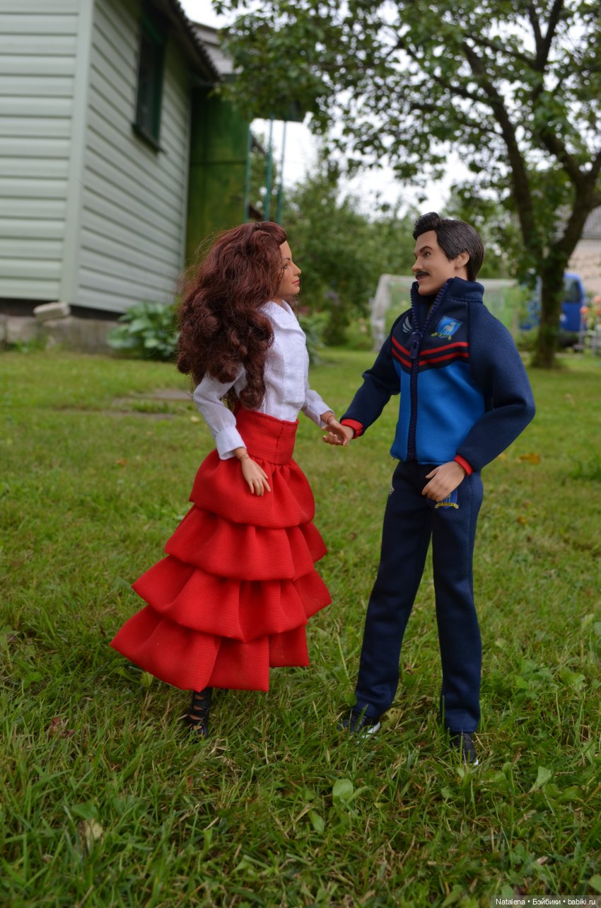 С Новым Годом — Куклы Barbie (Барби): Looks (фото 6)