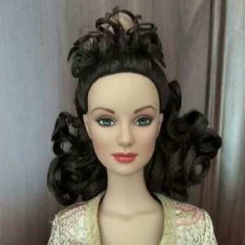 Помогите распознать тоннеровских девочек