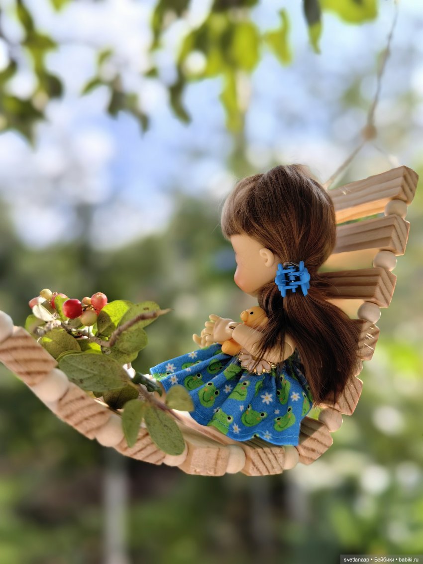 Подвесной деревянный гамак для кукол (фото 10)