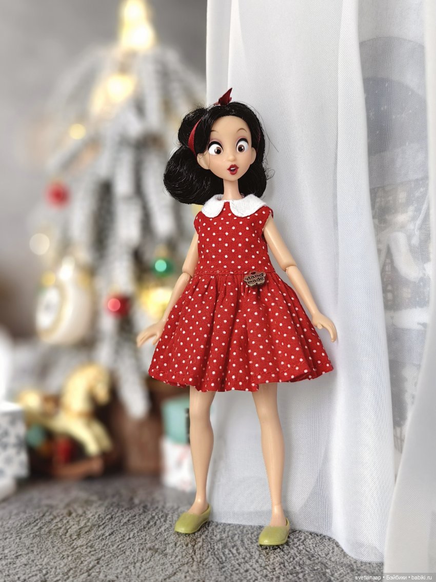 В гости к Белоснежке — Куклы Disney Animators и Принцессы Диснея: Disney Store (фото 3)