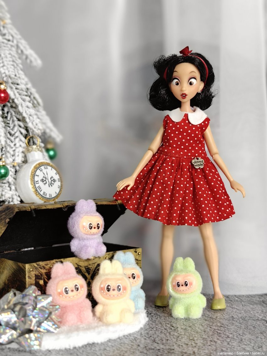 В гости к Белоснежке — Куклы Disney Animators и Принцессы Диснея: Disney Store