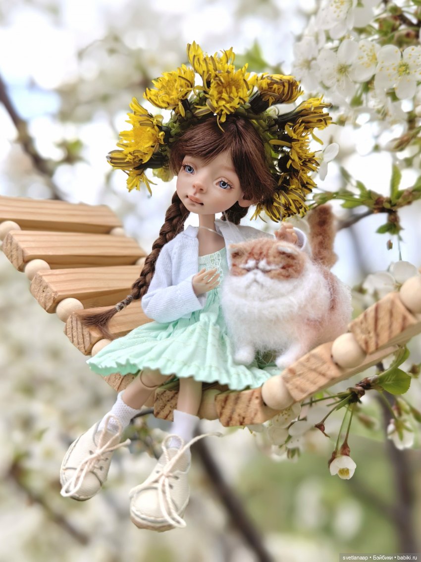 Подвесной деревянный гамак для кукол