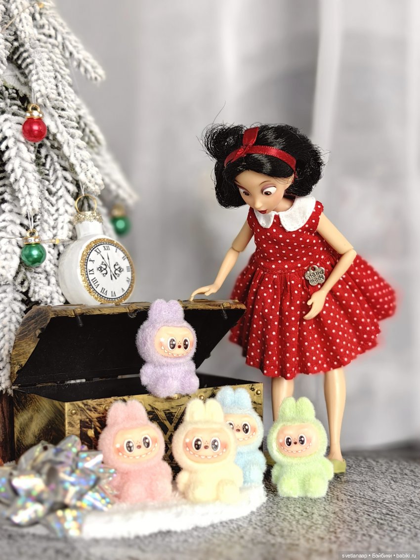 В гости к Белоснежке — Куклы Disney Animators и Принцессы Диснея: Disney Store