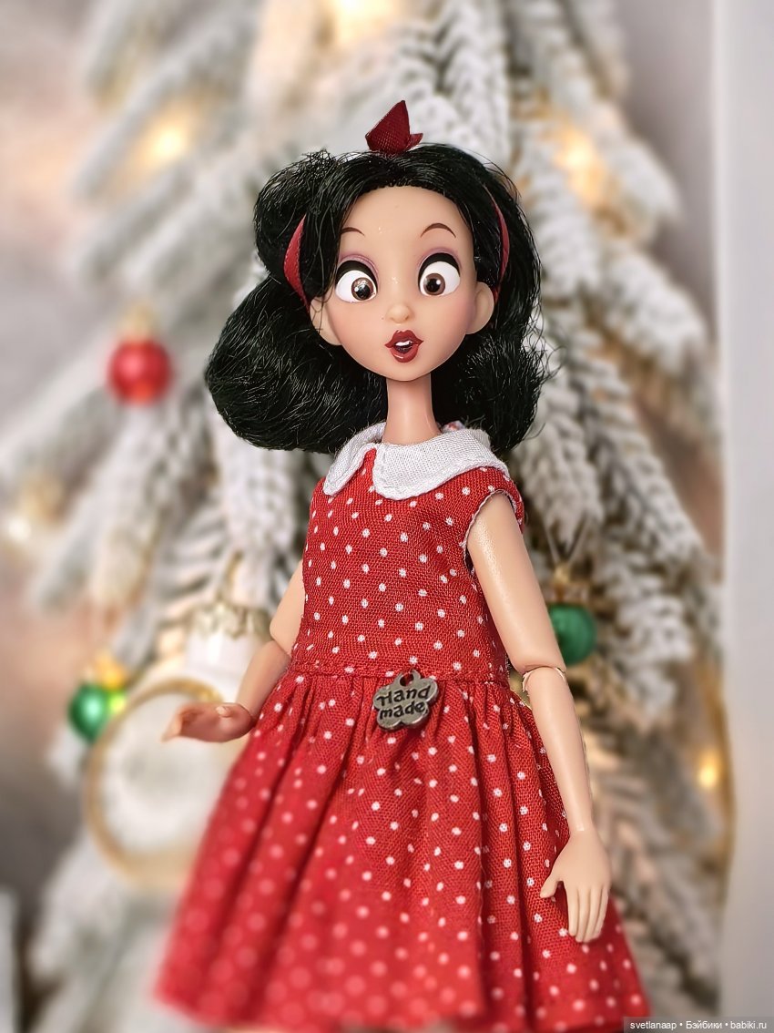 В гости к Белоснежке — Куклы Disney Animators и Принцессы Диснея: Disney Store (фото 4)