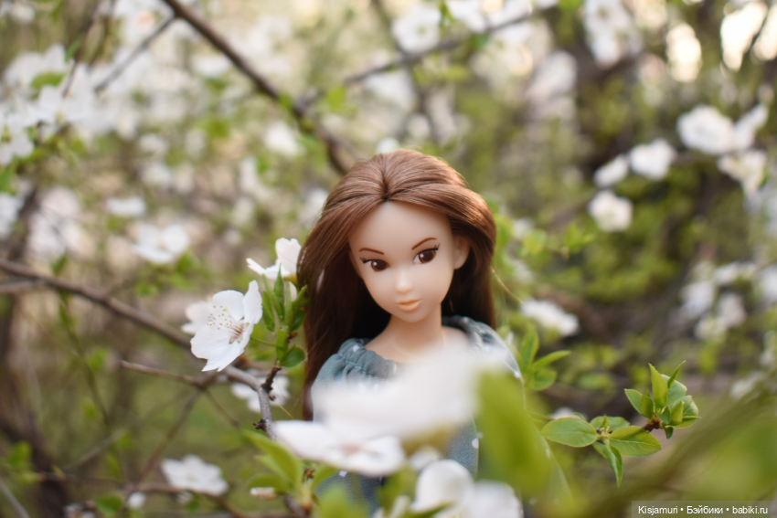 Недовольные модели и пора весеннего цветения (фото 2)