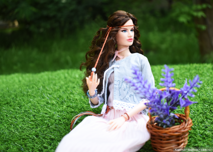 Фея, что рвет и сшивает, ведьма, что скрыта до времени