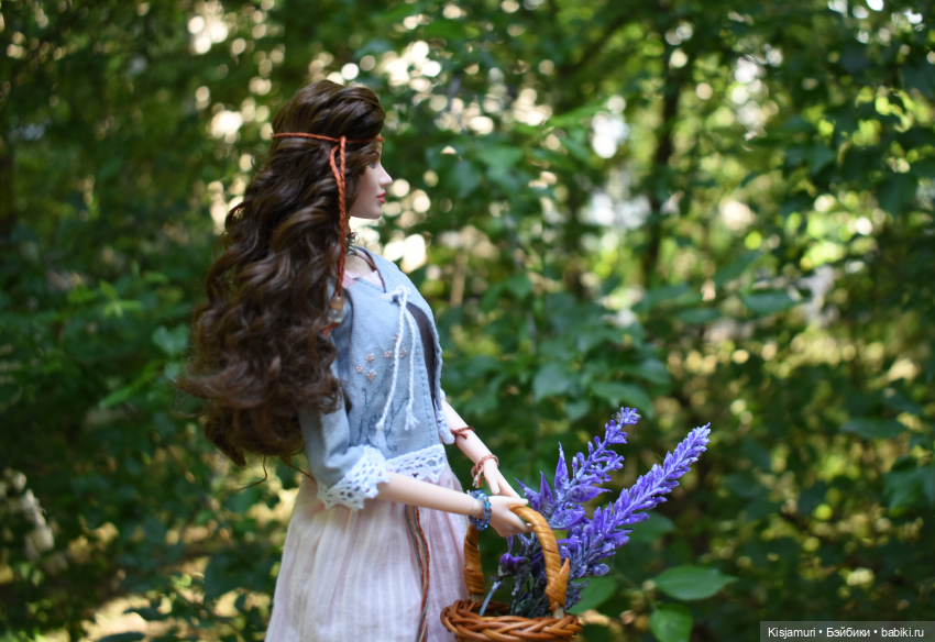 Фея, что рвет и сшивает, ведьма, что скрыта до времени