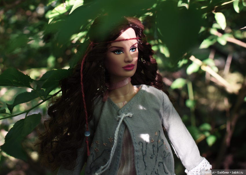 Фея, что рвет и сшивает, ведьма, что скрыта до времени