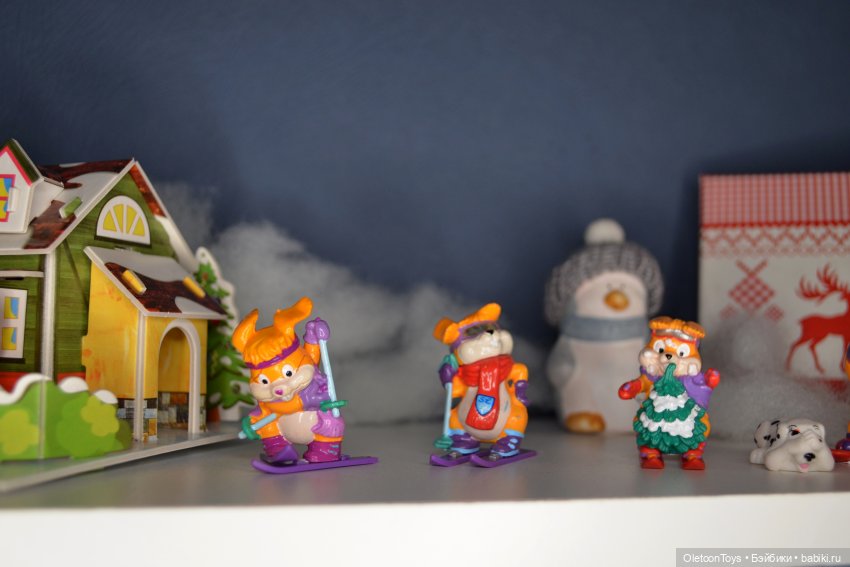 Деревня Кроликов — Фигурки Киндер Сюрприз (Kinder) (фото 9)