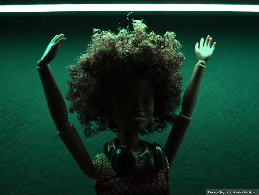 Солнечная тусовщица Anlily (фото 9)