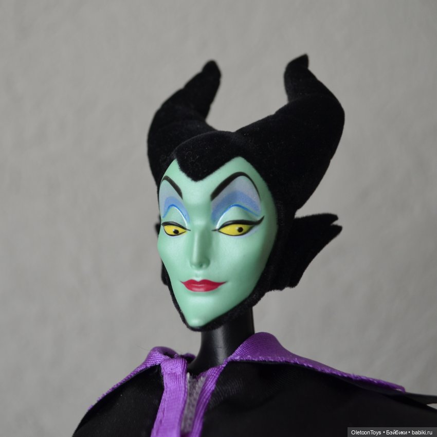 Малефисента — Куклы Disney Animators и Принцессы Диснея: Disney Store
