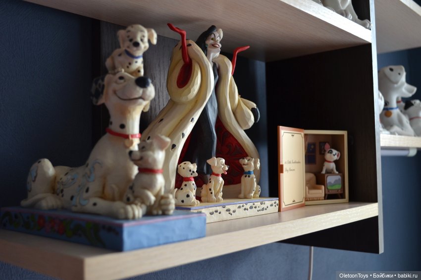 Круэлла полка — Коллекции игровых кукол (Playline): фото полок (фото 4)