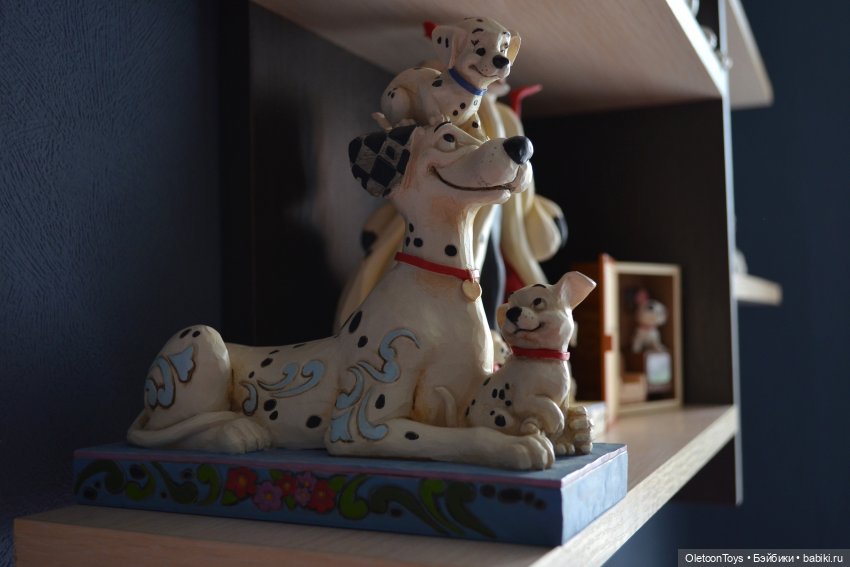 Круэлла полка — Коллекции игровых кукол (Playline): фото полок (фото 3)