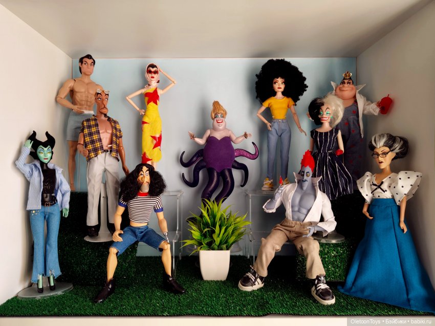 Злодеи Дисней летом — Куклы Disney Animators и Принцессы Диснея: Disney Store