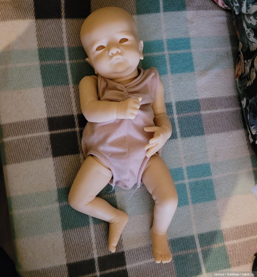 Наглядно о том, как конечности влияют на восприятие молда