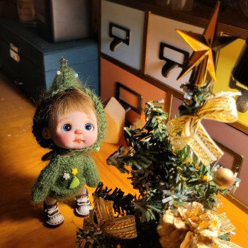 Ой мамочка, елка такая большая?  🎄👀🐻