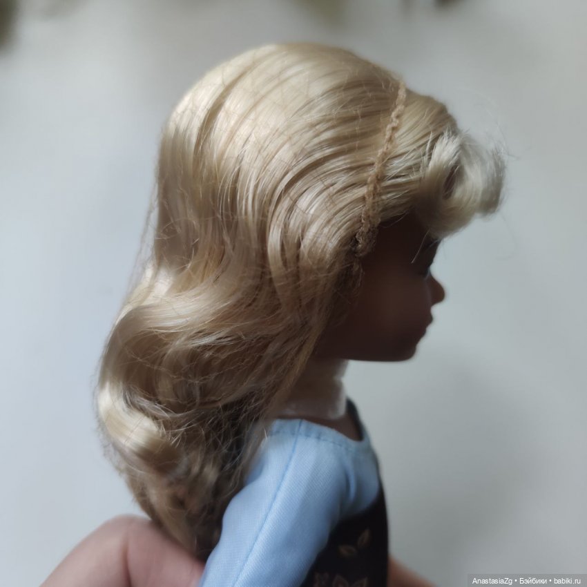 Настоящая Анжелика — Куклы Ruby Red (Руби Ред) Fashion Friends: Siblies (фото 4)